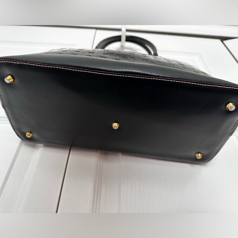 2 PIECES--Arcadia Patent Leather, Thalia Cosmetic bag - Picture 6 of 15